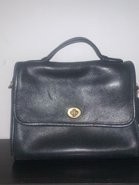 Vintage Coach 9870 Court Bag
